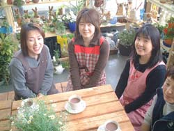 みんなで作品展の準備