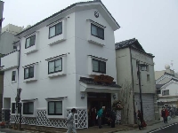 店舗併用住居の外観